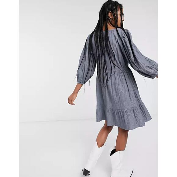 & OTHER STORIES Shirred Seersucker Crinkle Texture Mini Dress Pale Blue {VV41} - Picture 3 of 7